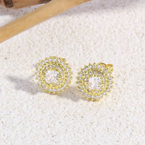Boucles d'Oreilles Clous en Cuivre Plaqué Or 18K avec Zirconia Rond Tige en Argent Sterling 925 Design Tournesol Bijoux Femme