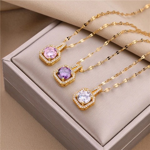 Titaniumstaal Vierkante Hanger Halsketting Voor Vrouwen Goud Ingelegd met Strass Geometrische Ketting Koreaanse Mode Sieraden