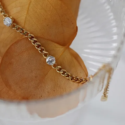 Bracciale Catena Curb Donna Acciaio Titanio Placcato Oro 18K Zirconia Bianca Rotonda Regolabile Gioielli Eleganti