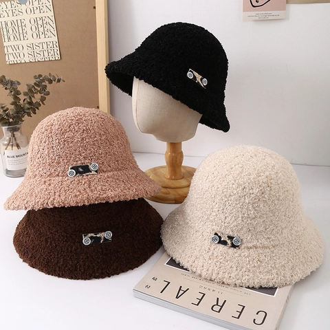 Women Winter Lamb Wool Bucket Hat Warm Fleece Thickened Windproof Solid Color Decorative Metal Button Fashion Accessory