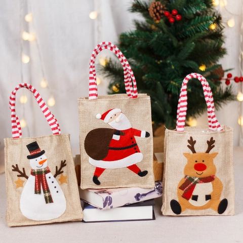 Kerstcadeauzakjes Van Jute Met Gestreepte Handvaten Kerstman Sneeuwpop Rendier Patroon Feestdecoratie
