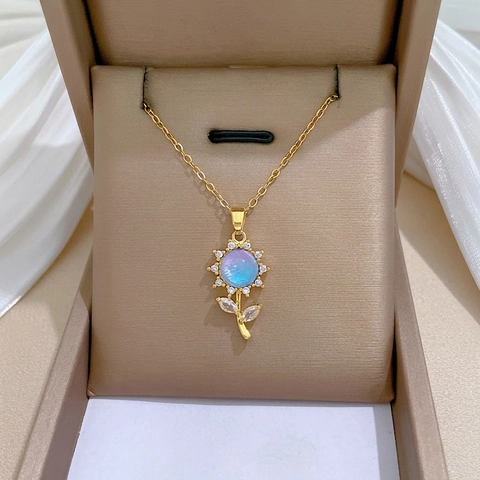Elegante Collana Con Ciondolo A Girasole In Acciaio Inossidabile Dorato Con Opale Iridescente E Zirconi Scintillanti Per Donna