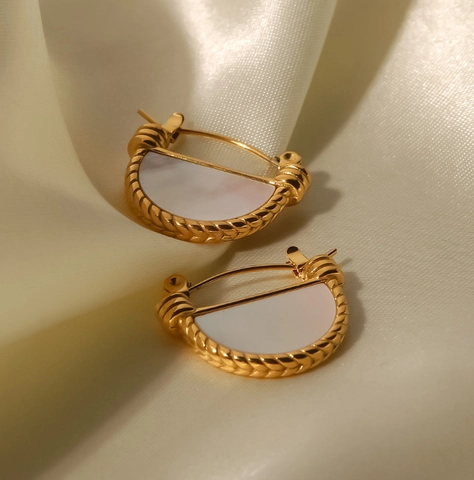 Orecchini a Goccia Vintage a Forma di Ventaglio Donna Oro 18K Placcato Acciaio al Titanio Perla Artificiale Intarsiata