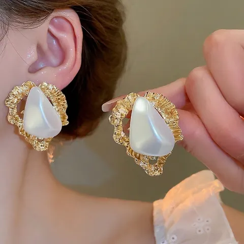 Orecchini A Lobo Con Perla Artificial Di Imitazione Triangolo Barocco Per Donna Gioielli In Lega Retro Con Perno In Argento
