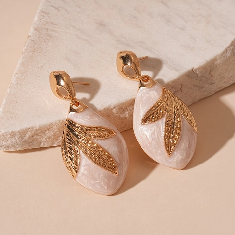 Vintage French Water Drop Earrings Alloy Resin Leaf Relief With 925 Sterling Silver Earring Post For Women