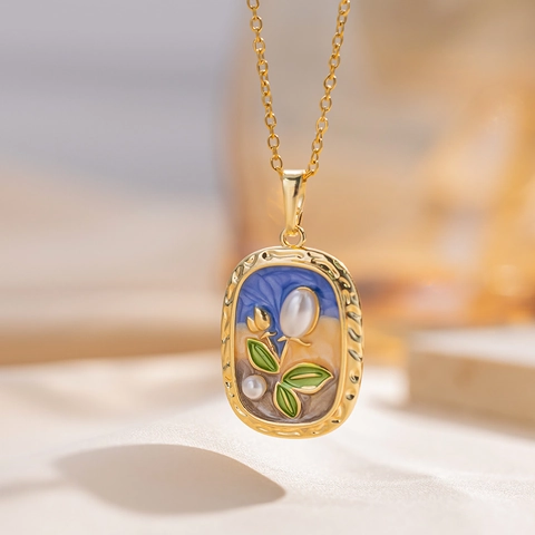 Französisch Vintage Emaille Blume Oval Anhänger Halskette Edelstahlkette Mit Künstliche Perlenimitat Leicht Luxus Für Damen
