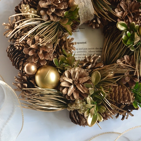 Christmas Wreath Retro Gold Pine Cones Artificial Green Leaves Burlap Bow Hanging Ornament Holiday Festive Home Decor