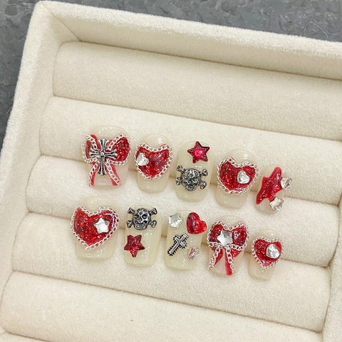 Unghie Finte Fatte A Mano Cuore Rosso Fiocco Catena Metallo Teschio Croce Stile Gotico Sweet Forma Bara Donna