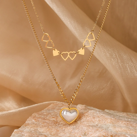 Elegante Collana Con Ciondolo A Cuore In Acciaio Al Titanio Con Madreperla E Künstliche Perle Sintetiche Catena A Doppio Strato