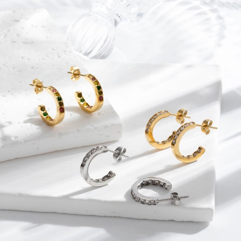 Bohemian Titanium Steel C-Shaped Rhinestone Hoop Earrings For Women Vintage Gold Silver Plated Geometric Inlaid Stud Earrings