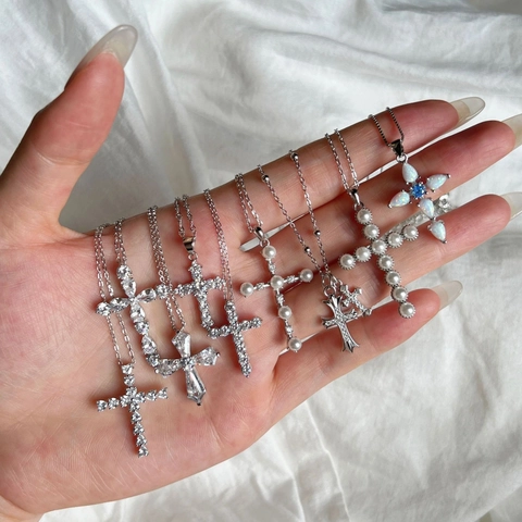 Collar de Cruz de Plata de Ley 925 para Mujer con Circonia Ópalo Artificial Perla Refinado Collar con Colgante Religioso Joyería