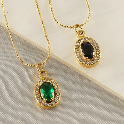 Collier Pendentif Halo En Zircon Ovale En Acier Inoxydable Plaqué Or 18K Bijoux De Mode Élégants Cadeau Pour Femmes