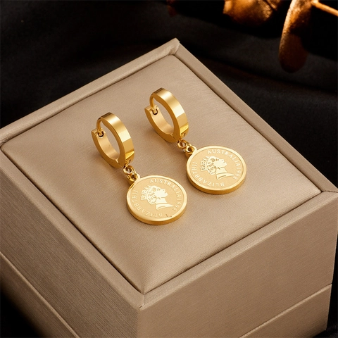 Vintage Queen Portrait Coin Hoop Earrings 18K Gold Plated Stainless Steel French Style Round Pendant For Women