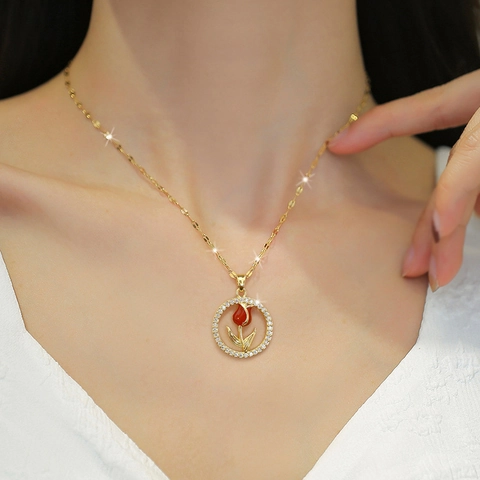 Roestvrijstalen Ketting Met Koperen Rode Tulp Ronde Hanger Zirkoon Elegante Florale Sieraden Voor Dames