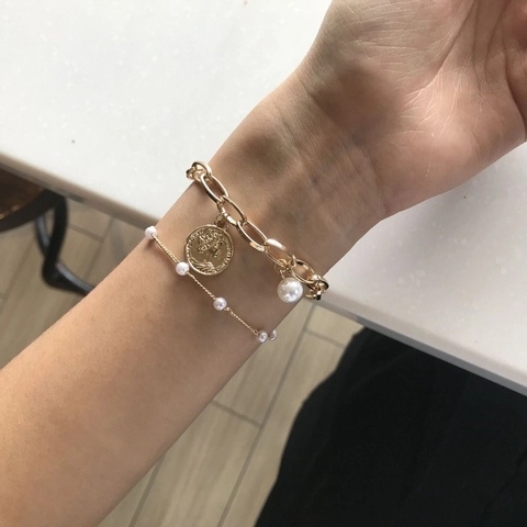 Bracciale In Lega Placcato Oro Con Perla Artificial Imitazione Cuore Croce Ritratto Moneta Per Donna Gioielli Hip Hop Alla Moda