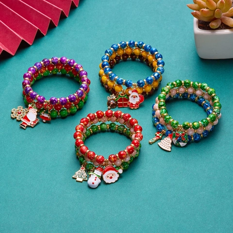 Bracelets À Perles De Noël Alliage Acrylique Père Noël Bonhomme De Neige Renne Arbre Charmes Bijoux Élastiques Femmes
