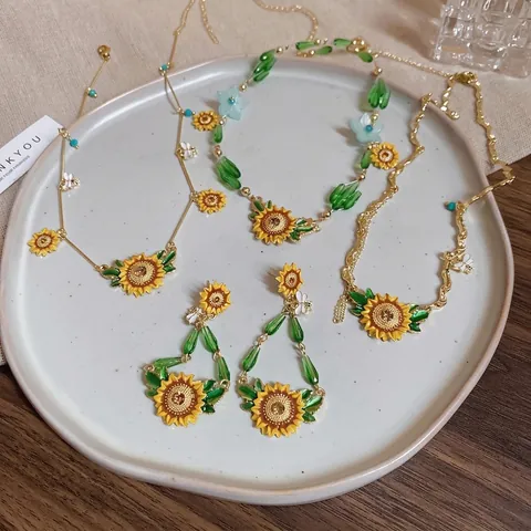 Sonnenblume Biene Halskette Und Ohrringe Legierung Emaille Strass Mit Silver Earring Post Pastoraler Frischer Stil Damen