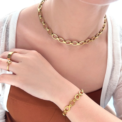 Lussuoso Set di Gioielli in Acciaio Inossidabile Placcato Oro 18K Catena Esagonale Geometrica con Motivo a Greca Collana Bracciale Donna