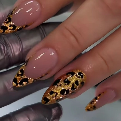 Leopard Print Gold Glitter Press On Nails Amandelvorm Nude Roze ABS Kunststof Kunstnagels Voor Vrouwen