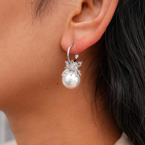 Artificial Pearl Ohrstecker Mit Silberohrstecker Kupfer Zirkon C-Form Retro Eleganter Schmuck Für Frauen