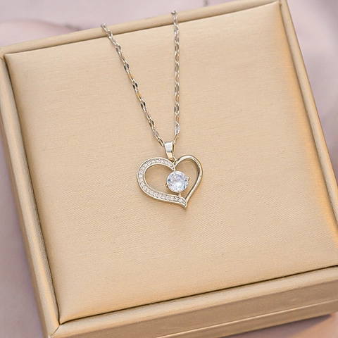 Collar Con Colgante De Corazón Acero De Titanio Circonita Incrustada Cadena Clavícula Joyería Elegante Para Mujeres Niñas