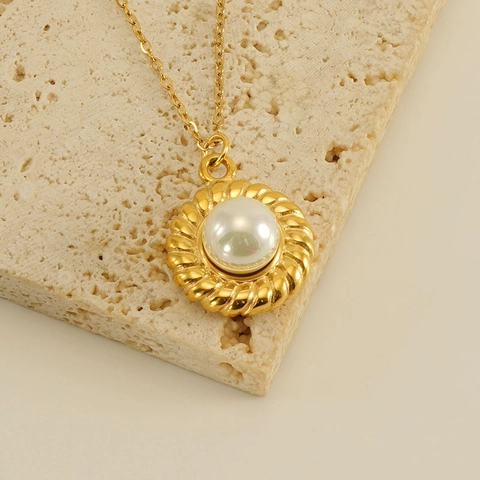 Collana Con Pendente Di Perla Artificial Rotonda Da Donna Retro Bordo Corda Intrecciata Acciaio Inossidabile Placcato Oro 18K