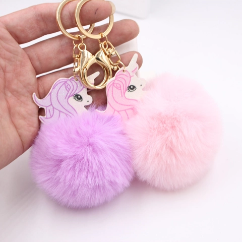 Simpatico Portachiavi Pompon Unicorno Pendente in Paillettes di Pelo Sintetico per Zaino da Ragazza Charm per Portafoglio Anello in Metallo