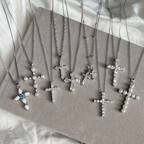 Collar de Cruz de Plata de Ley 925 para Mujer con Circonia Ópalo Artificial Perla Refinado Collar con Colgante Religioso Joyería