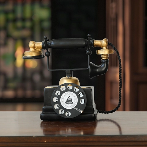 Vintage Rotary Telephone Model Ornament Resin Distressed Craft Retro Desktop Decoration Home Office Accents