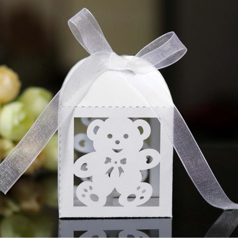 Boîtes à Bonbons en Papier Perlé Découpe Laser Motif Ours Avec Ruban Boîte Cadeau Ajourée pour Décoration de Mariage Fête