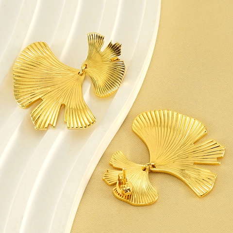 Ginkgo Leaf Stud Earrings 18K Gold Plated Stainless Steel Retro Nature Inspired Fashion Ear Jewelry For Women