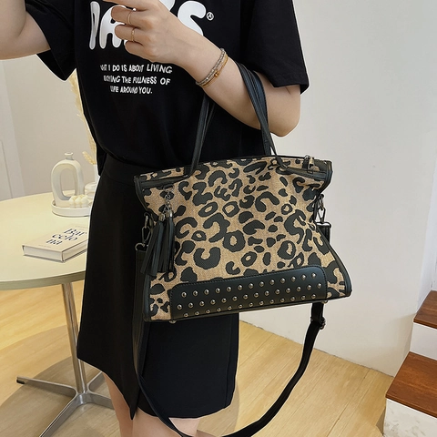 Leopard Muster Stoff Handtasche PU Leder Besatz Tote Mit Quaste Niete Schulter Umhängetasche Für Damen