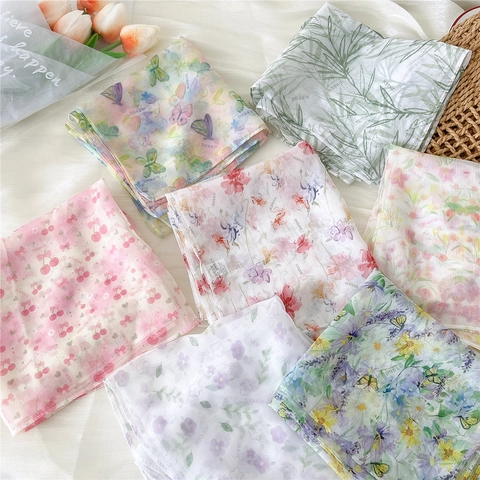 Elegante Dames Lichtgewicht Vierkante Sjaal Mode Gedrukte Polyester Halssjaal Veelzijdige Florale Kleine Hoofdsjaal Dagelijks Gebruik