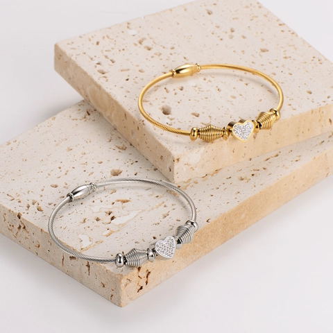 Pulsera De Alambre De Acero Inoxidable 304 Corazón Con Pavé De Diamantes De Imitación Cierre Magnético Joyería Elegante