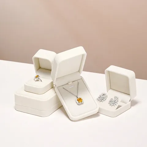 Luxury Velvet Jewelry Gift Box For Proposal Wedding Anniversary Minimalist Flip Top Storage Case Ring Earring Necklace Bracelet