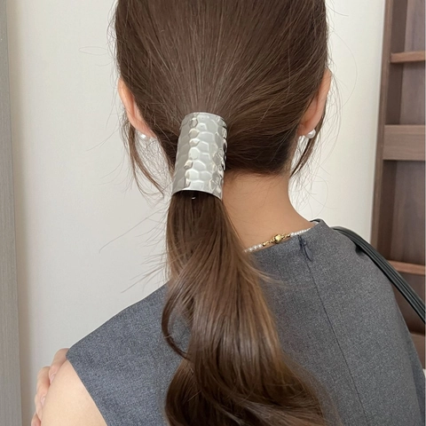 Metall Ponytail Halter Haar Manschette Lang Gehämmert Krokodil Textur Minimalistische Haar Accessoire Für Frauen Mädchen