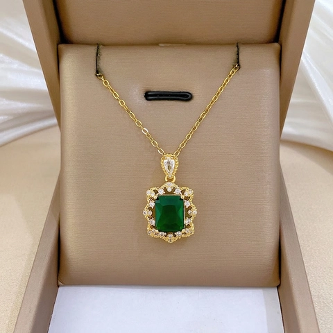 Collana Con Pendente Gemma Verde Rettangolare Catena In Acciaio Inossidabile Base In Rame Strass Vintage
