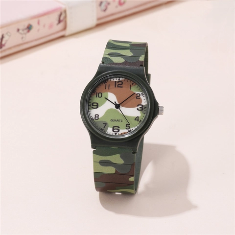 Camouflage Quartz Watch Analog Dial Alloy Case Plastic Strap Sporty Student Wristwatch For Kids Teens