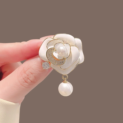 Spilla Fiore Di Camelia Donna Lega Smalto Perla Artificial Sintetica Strass Elegante Bordo Dorato Corsage Abito Matrimonio