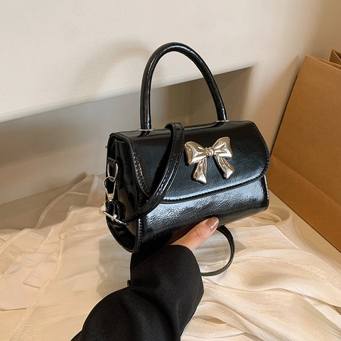 Stylish Women PU Patent Leather Handbag With Shiny Metal Bowknot Elegant Small Square Crossbody Shoulder Bag For Daily