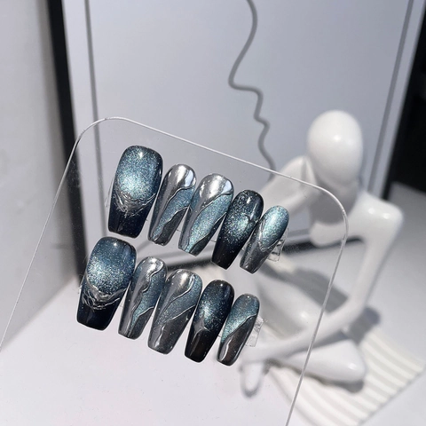 Unghie Finte Press On Fatte A Mano Occhio Di Gatto Galassia Blu Cielo Stellato Con Contorni Metallici 3D Stile Occidentale