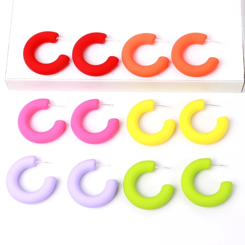 Orecchini a Cerchio a Forma di C in Acrilico Color Caramella per Donna Orecchini a Bottone Geometrici Finitura Opaca Minimalista Gioielli con Perno in Argento