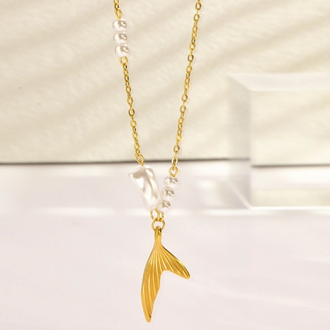 Collar de Pendiente de Vieira Estrella de Mar y Cola de Pez de Acero de Titanio Dorado Con Perla Artificial Joyería de Vacaciones para Mujer