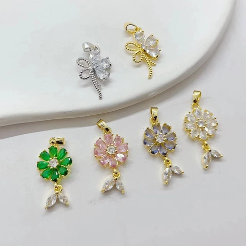 Colgantes De Flor Hoja Circón Cobre Brillante DIY Charms Para Hacer Joyas Estilo Ins Lujo Centelleante