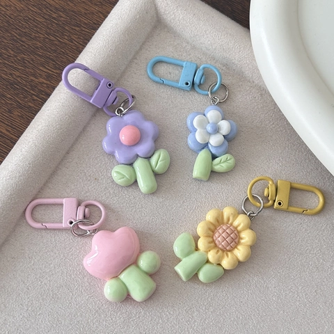 Cute Flower Keychain Resin Macaron Color Tulip Sunflower Backpack Charm Girly Handbag Decoration For Kids Friends