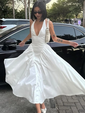 Sexy Deep V Neck Halter Maxi Dress Backless Solid Color Sleeveless Big Swing Elegant Summer Vacation Party Women Dress