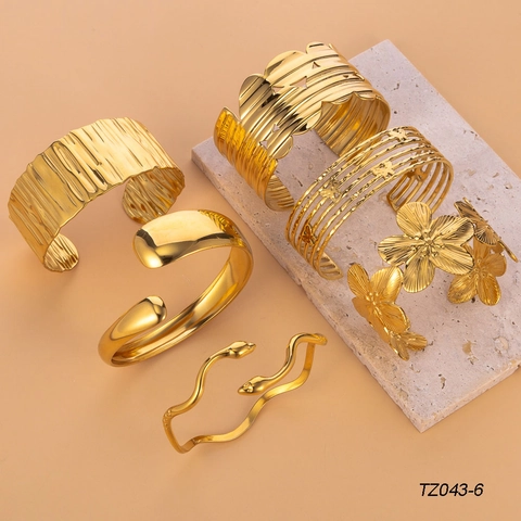 Bracciale Rigido Aperto in Acciaio al Titanio Stile Francese Vintage per Donna Placcato Oro Argento Texture Martellata Serpente Fiore Farfalla Gioielli Moda