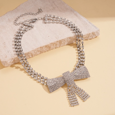 Choker Necklace Luxury Rhinestone Bowknot Pendant Three Row Pavé Shiny Elegant Alloy Party Wedding For Women