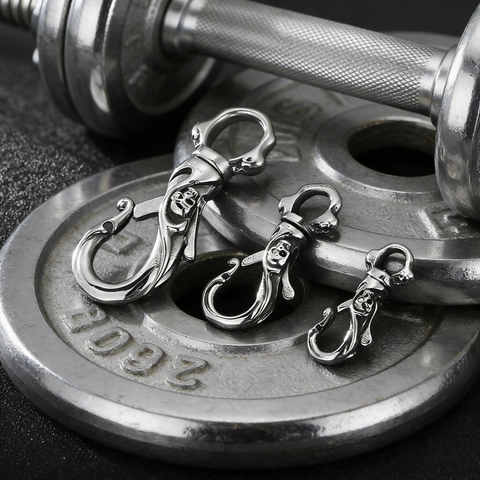 Gancio Portachiavi Teschio Acciaio Inossidabile 316L Ciondolo Gothic Punk Per Uomo Finitura Argento Moschettone Ruotabile
