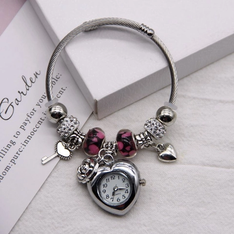 Fashion Women Bangle Watch Heart Shaped Dial Beaded Bracelet With Key Rose Heart Pendants Alloy Quartz Wristwatch For Lady